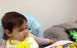 Ông bố láu cá và chiêu độc để đút bé ăn